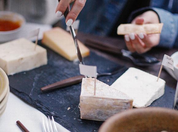 cheese tasting in Paris